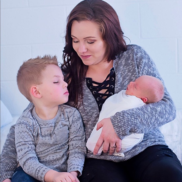 Meet your Posher, Alexis - Picture 1 of 1